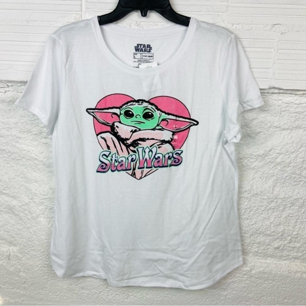 NWT STAR WARS baby Yoda pink heart white short sleeve shirt size large & medium